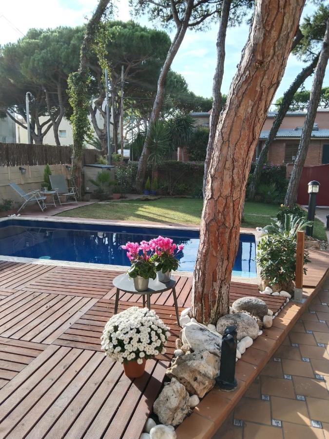 Villa Bella Estanca Castelldefels Kültér fotó