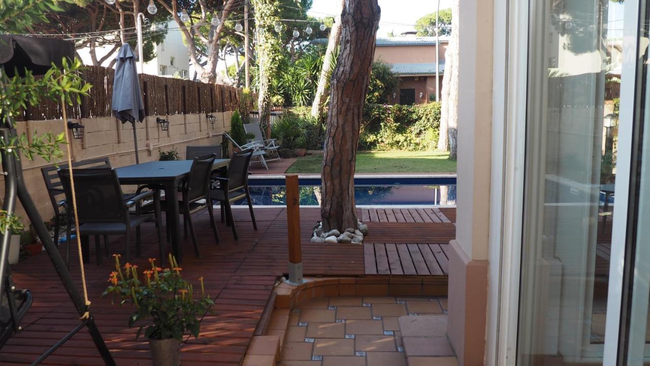 Villa Bella Estanca Castelldefels Kültér fotó